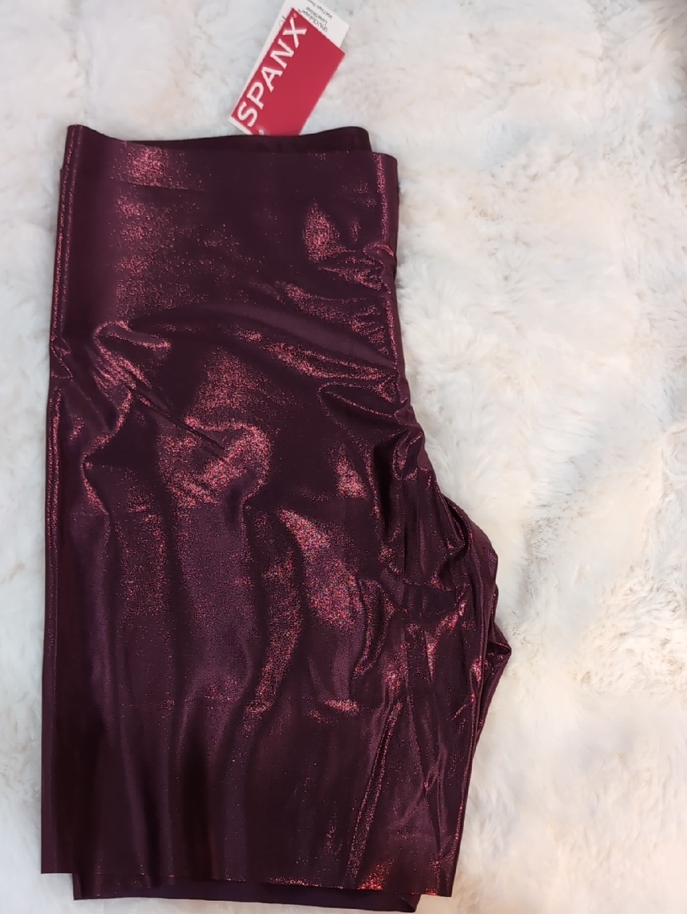SPANX Mid-Thigh Short Luxe Shine